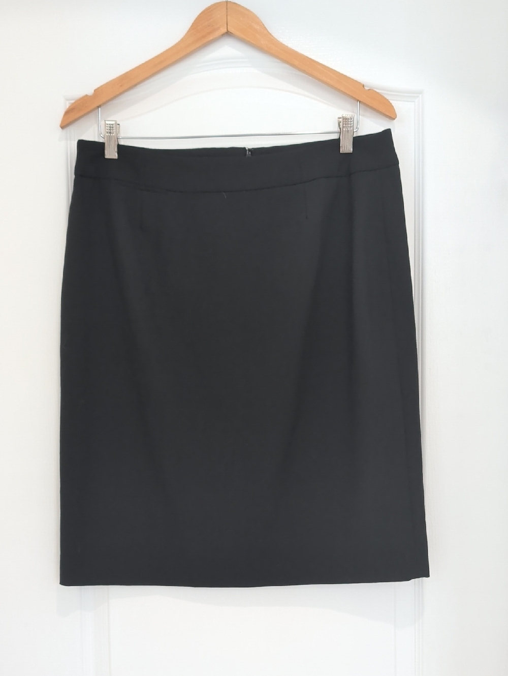 Like New Calvin Klein Jet Black Classic Pencil Skirt 14 Stretch
